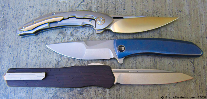 WE Knive Scoppio Size Comparison with Microtech Cypher